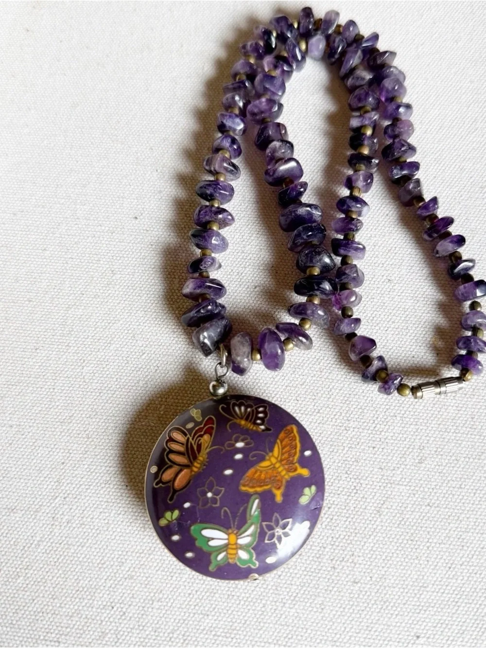 Purple Vintage Cloisonné Butterfly Round Pendant Amethyst Bead Necklace